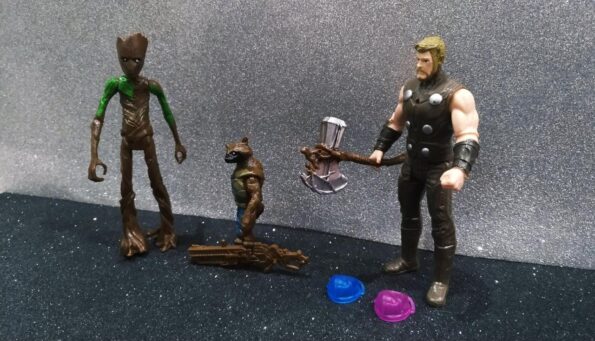 Coleção Bonecos Vingadores Avengers Legends Cc019 – Thor Grut E Racket Raccoon (1)