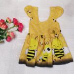 Vestido Rodadoo Personagem Abelhinha Infantil Veste 1 E 2 Anos (2)