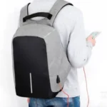 mochila anti furto para notebook saída cabo aux usb 1